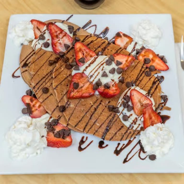 Savor Our Authentic Cannoli