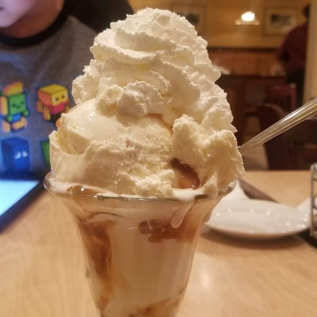 Sundae Your Way.
