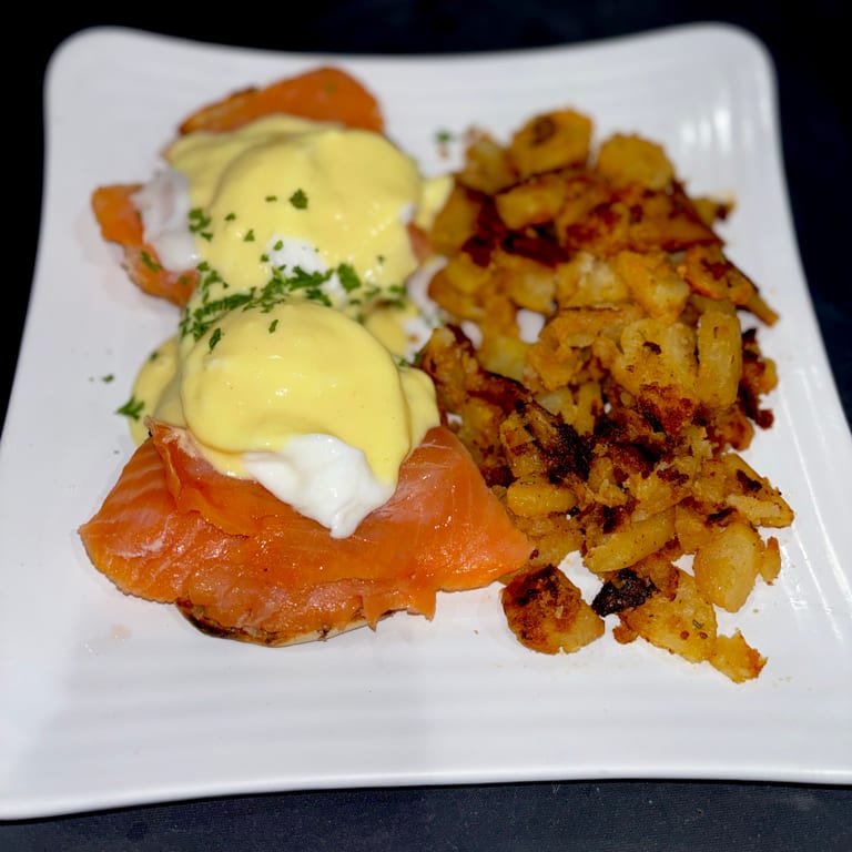 Smoked Salmon Benedict Delight