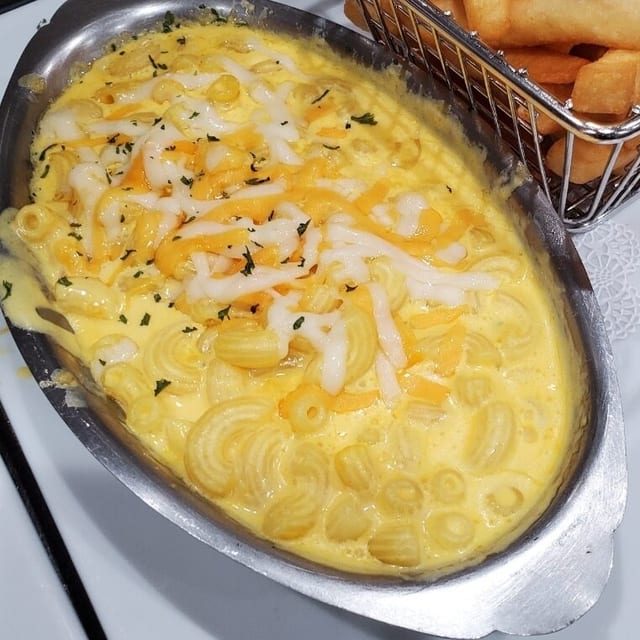 Baked Mac & Cheese.